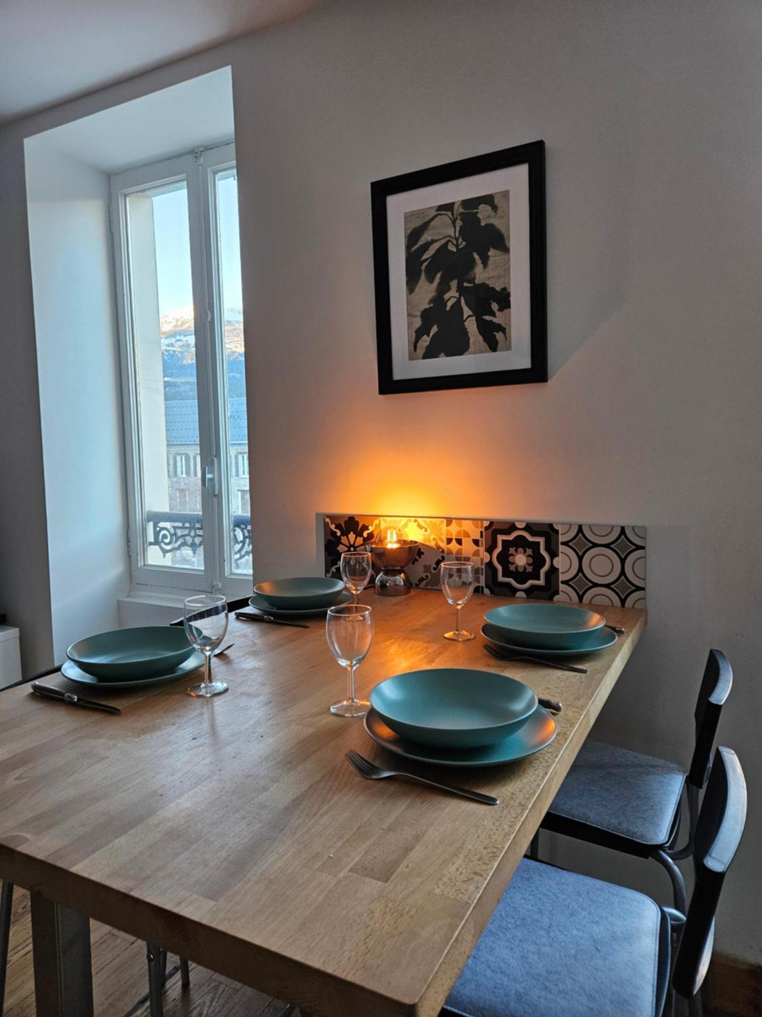 Appartement Le Cocon De La Pare- Superbe T3 Plein Centre *